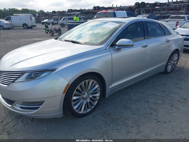3LN6L2G96ER821995 Lincoln 2014