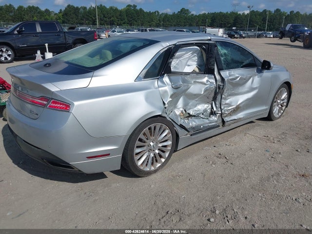 3LN6L2G96ER821995 Lincoln 2014