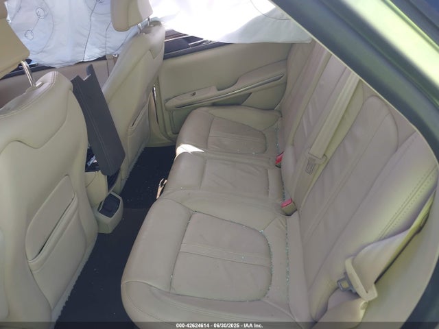 3LN6L2G96ER821995 Lincoln 2014