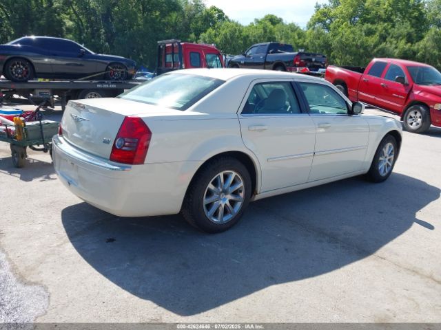 2008 CHRYSLER 300 2C3KA33G48H120184 Photo 3