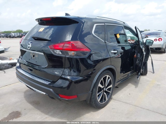 JN8AT2MTXJW470681 Nissan 2018