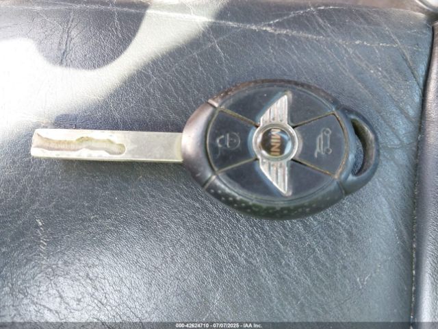 2005 MINI COOPER S WMWRE33545TG98703 Photo 10