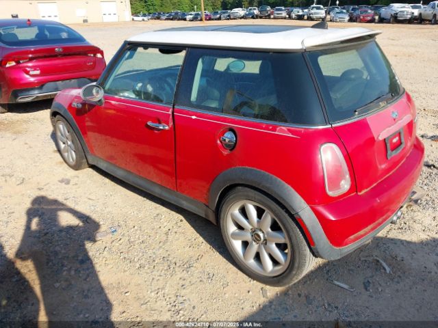 2005 MINI COOPER S WMWRE33545TG98703 Photo 2