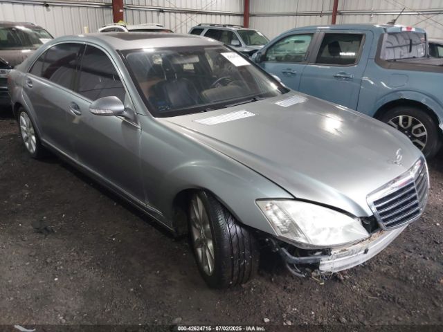 2007 MERCEDES-BENZ S 550 WDDNG86X47A102271