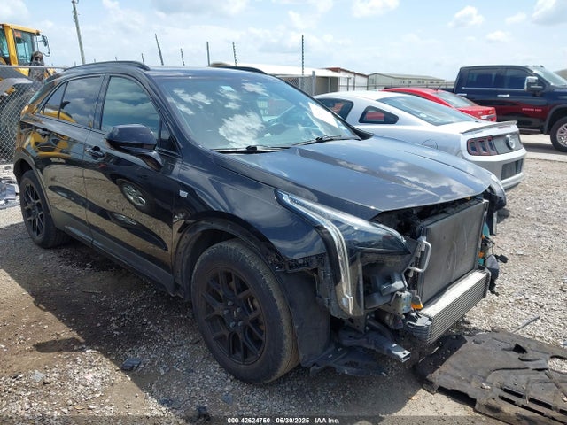 2019 CADILLAC XT4 1GYFZER49KF175912 Photo 0