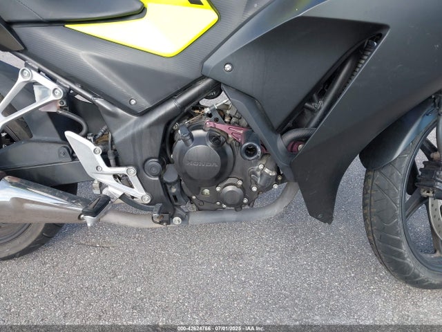 MLHNC5116G5200084 Honda Nc51e-2100001