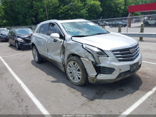 2019 CADILLAC XT5 1GYKNFRS2KZ143249 Photo 0