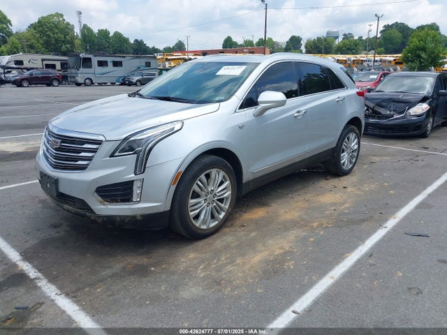 2019 CADILLAC XT5 1GYKNFRS2KZ143249 Photo 1