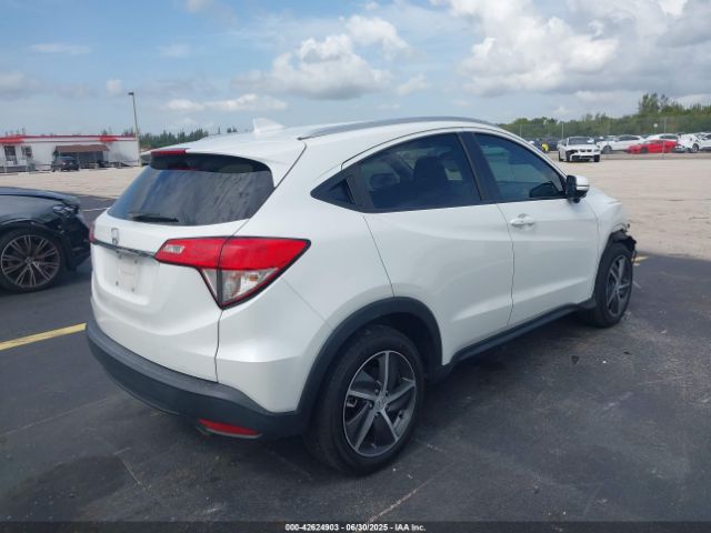 2022 HONDA HR-V 3CZRU5H53NM719766 Photo 3