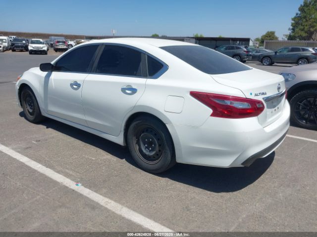 2018 NISSAN ALTIMA 1N4AL3AP9JC173238 Photo 2
