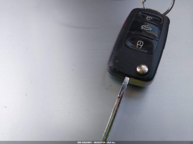 1VWAT7A30HC085703 Volkswagen 1.8 tsi