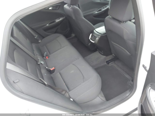 1G1ZD5ST4RF131208 Chevrolet lfv