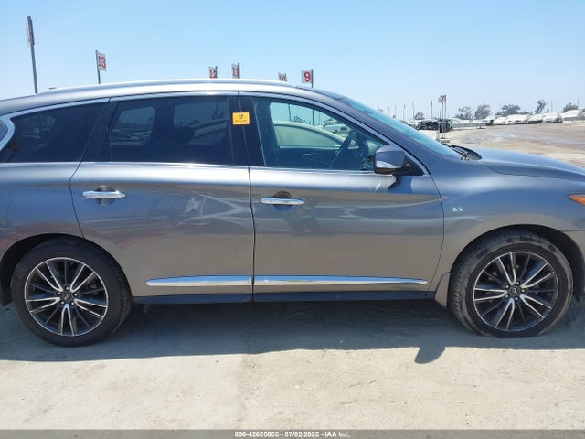 Infiniti 2018 2018 5N1DL0MN8JC525947 Image 13