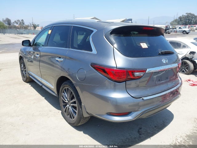 Infiniti 2018 2018 5N1DL0MN8JC525947 Image 3