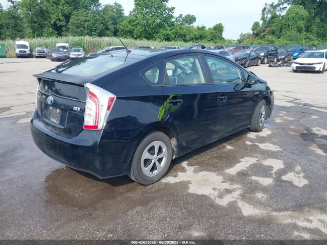 2012 TOYOTA PRIUS JTDKN3DU6C1549578 Photo 3