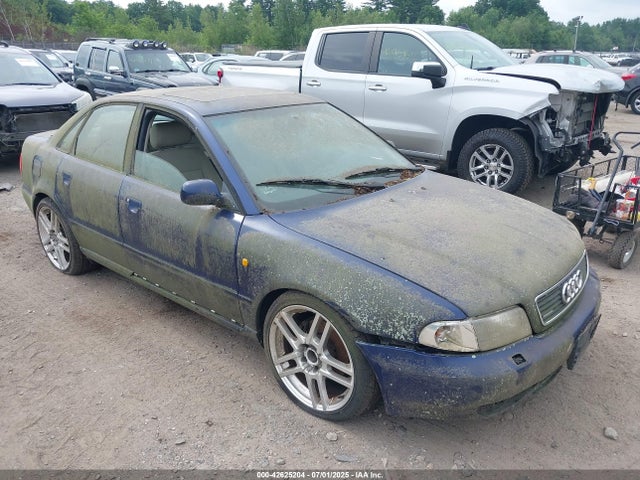 1998 AUDI A4 WAUCB28D6WA087591 Photo 0
