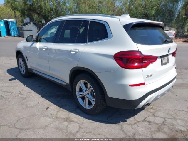 2021 BMW X3 5UXTY5C04M9G18634 Photo 2