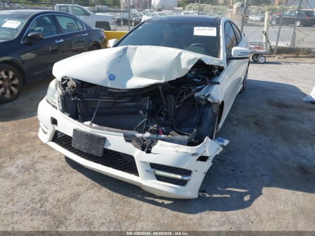 2012 MERCEDES-BENZ C 250 WDDGJ4HB6CF821734 Photo 5