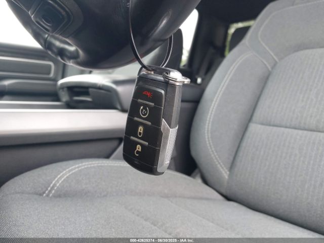 2020 RAM 1500 1C6RRFFG6LN334942 Photo 10