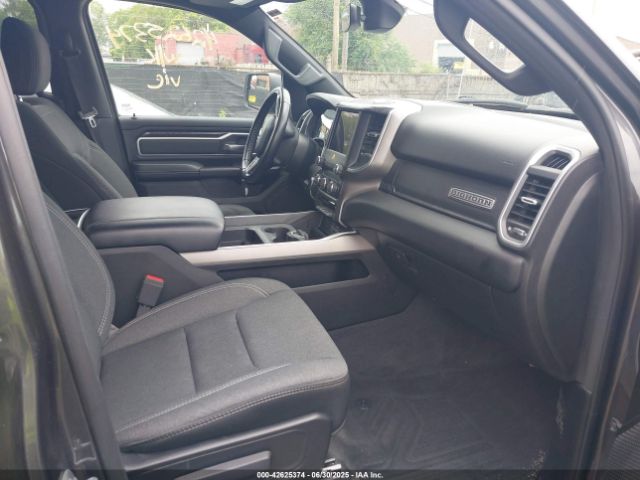 2020 RAM 1500 1C6RRFFG6LN334942 Photo 4