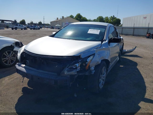 1N4AL3AP9FC568785 Nissan 2015