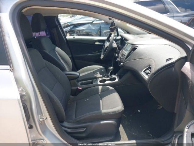 2017 CHEVROLET CRUZE 1G1BE5SM1H7205779 Photo 4