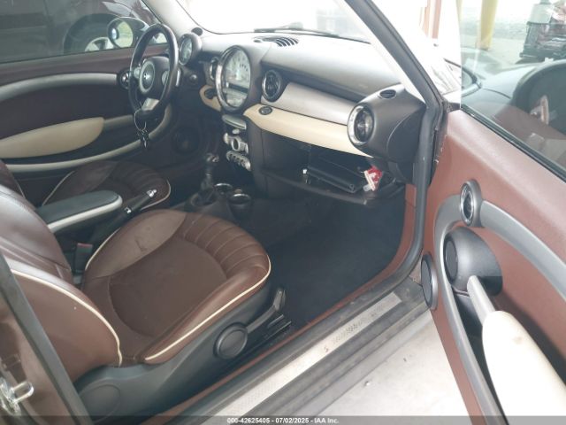 2009 MINI COOPER S CLUBMAN WMWMM33549TP91656 Photo 4