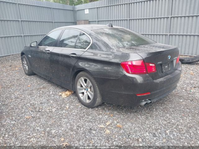 2013 BMW 528I WBAXH5C5XDDW13718 Photo 2