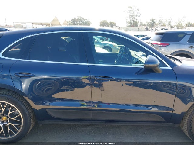 Porsche Macan 2016 WP1AB2A57GLB45998 Image 13