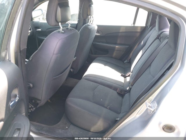 1C3CCBBG8EN119598 Chrysler 2014