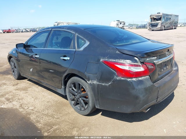 1N4AL3AP7HC145612 Nissan 2017