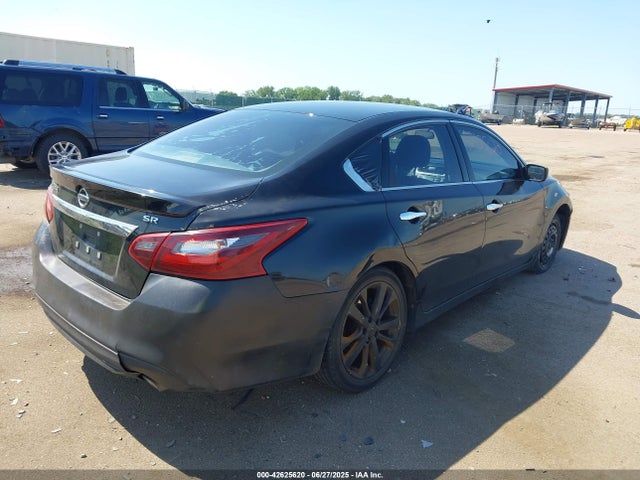 1N4AL3AP7HC145612 Nissan 2017