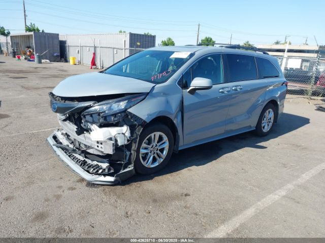 2023 TOYOTA SIENNA 5TDCSKFC8PS101072 Photo 1