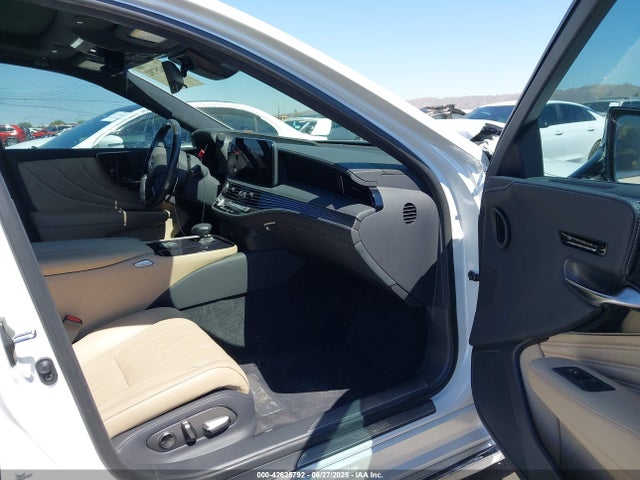 Lexus v35a-fts 2024 JTHD51FF3R5020634 Image 5