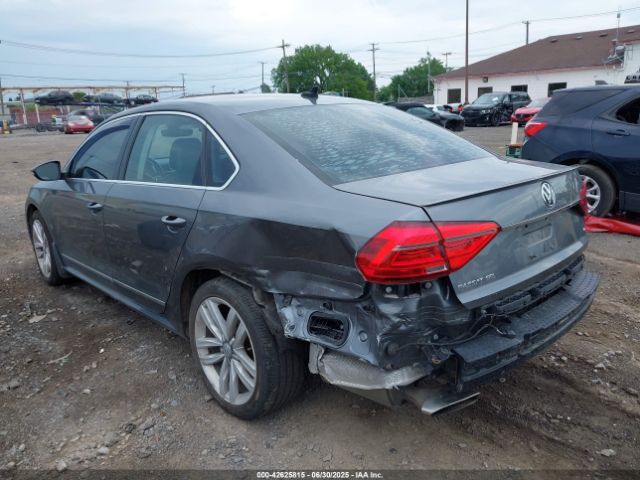 2016 VOLKSWAGEN PASSAT 1VWCM7A32GC017214 Photo 2