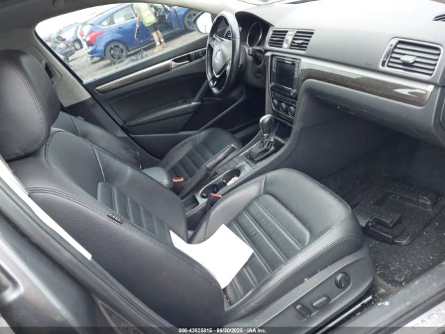 2016 VOLKSWAGEN PASSAT 1VWCM7A32GC017214 Photo 4