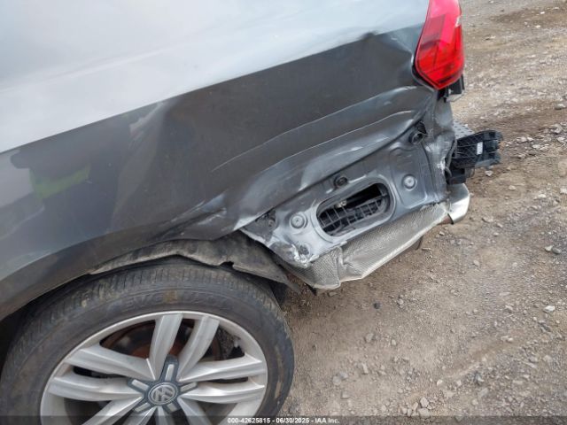 2016 VOLKSWAGEN PASSAT 1VWCM7A32GC017214 Photo 5