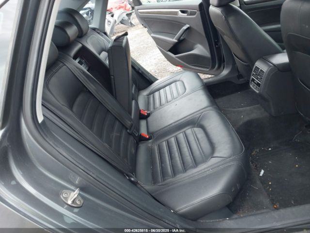 2016 VOLKSWAGEN PASSAT 1VWCM7A32GC017214 Photo 7