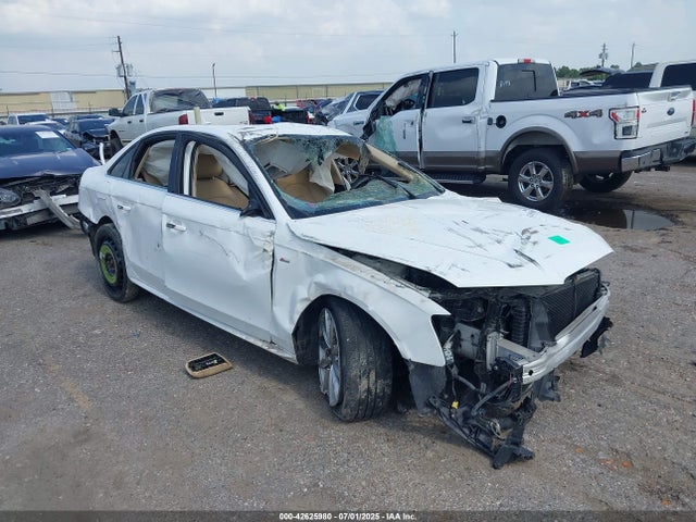 2016 AUDI A4 WAUBFAFL6GN003218 Photo 0