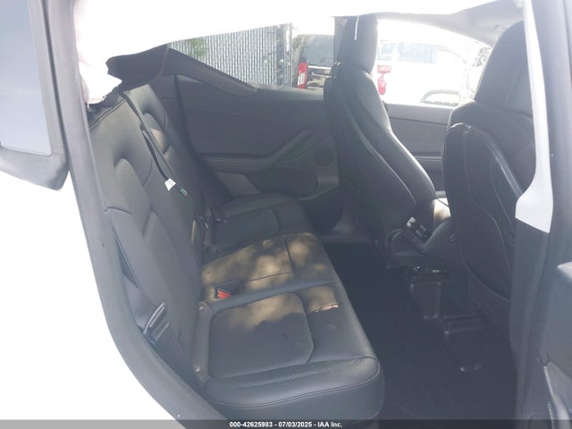 2022 TESLA MODEL Y 7SAYGDEE2NF431316 Photo 7