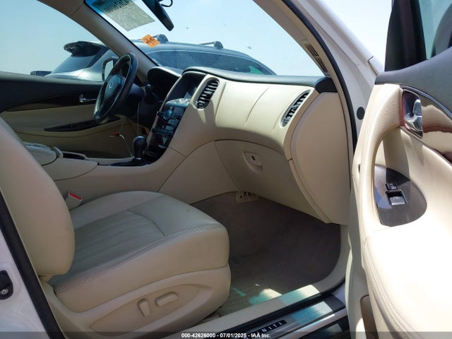 JN1BJ0RPXHM389940 Infiniti QX50