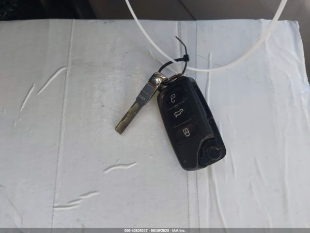WVGAV7AX2HK000068 Volkswagen 2.0 tsi