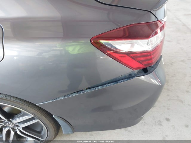 1HGCR2F61GA157973 Honda k24w1