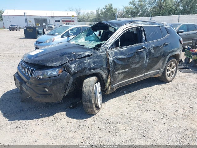 Jeep Compass 2024 3C4NJDBN1RT147348 Image 2