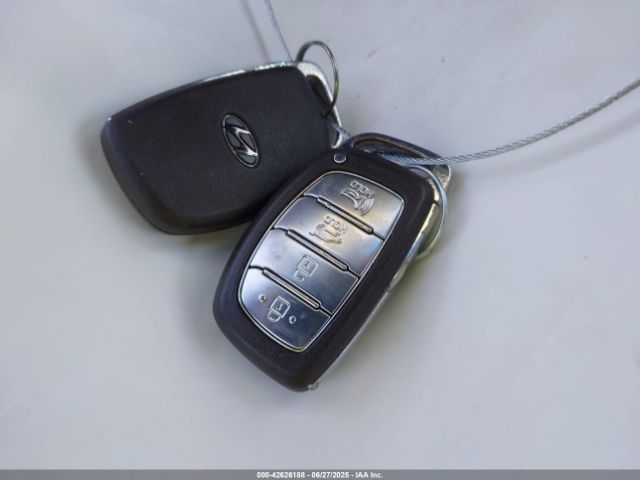 KM8J3CA2XGU222864 Hyundai Tucson