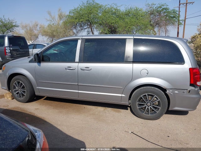 Dodge 2016 2016 2C4RDGBGXGR314799 Image 14