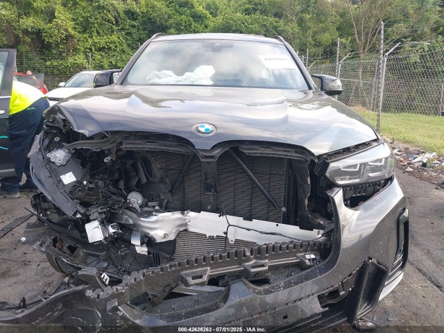 BMW 2024 2024 5UX83DP09R9W40819 Image 12
