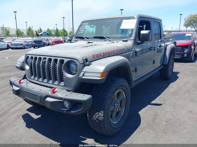 1C6JJTBG8ML561572 Jeep 2021
