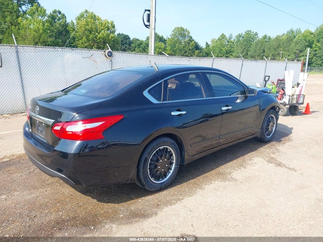 1N4AL3AP6HN307962 Nissan Altima