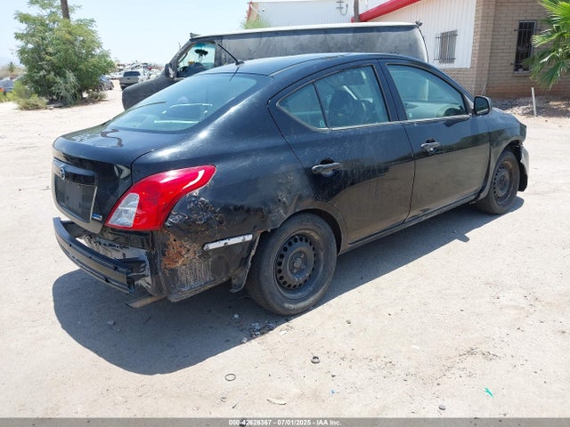 3N1CN7AP8EL805308 Nissan 2014